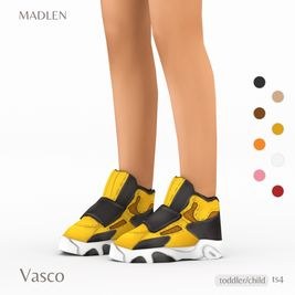 Velcro-Styled Sneakers [MM]