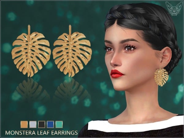 Giulietta’s Glam: Oscar de la Renta Monstera Leaf Earrings (Chic Accessory Spotlight)