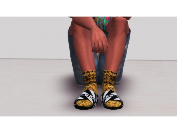 213886 hood slips sims4 featured image