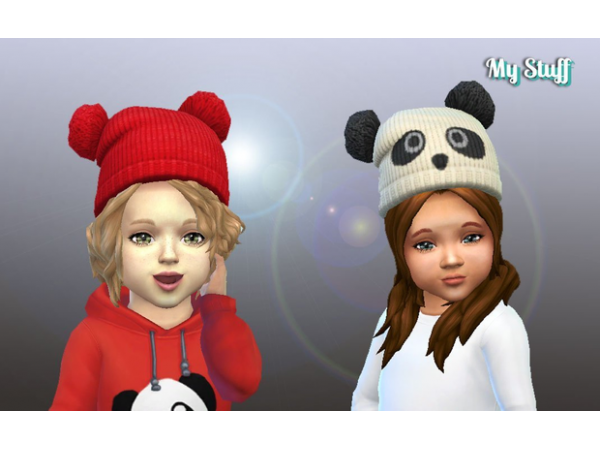 Kiara Zurk’s Cozy Cuddles: Pumped-Up Pom Pom Hats for Toddlers (#ToddlerCC)
