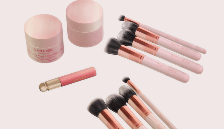 I’m Just A Girl Makeup Set (Makeup Brushes/ Décor/ Clutter/ Makeup) [Alpha]